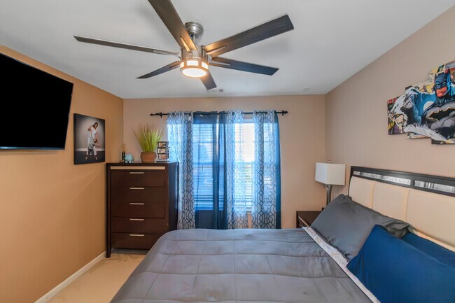 Building Photo - 3863 Pin Oak St