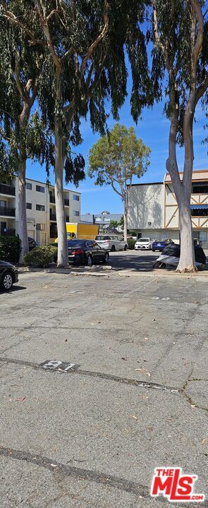 Building Photo - 18530 Hatteras St