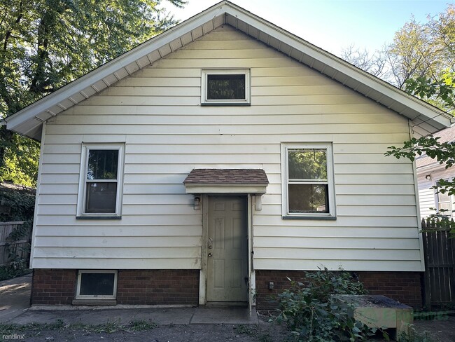 Building Photo - 2 br, 1 bath House - 2134 North Delaware S...