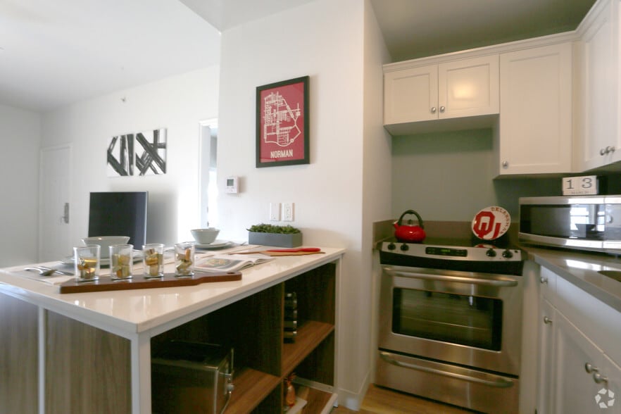 Interior Photo - The Flats at Norman (new)