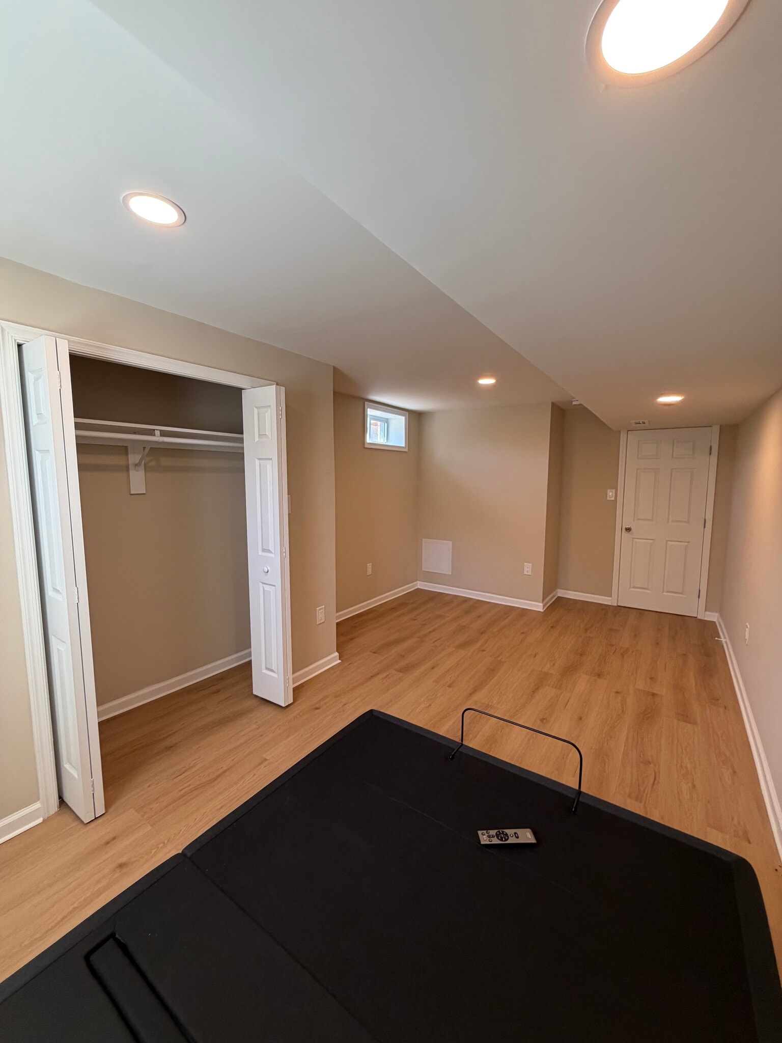 Building Photo - 6524 Greenleaf St