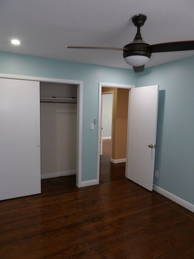 Building Photo - Single Family Home in Pine Valley Area!
