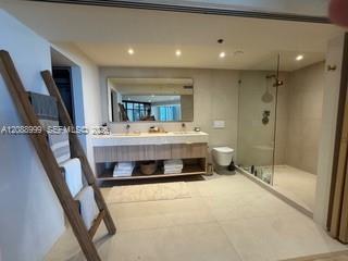 Building Photo - 6767 Collins Ave