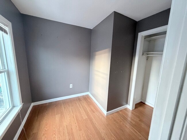 Building Photo - 50-52-52 Alden St