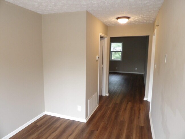 Building Photo - 218 Centennial Dr