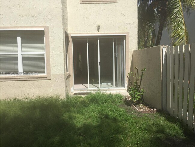 Building Photo - 15964 NW 12th Ct