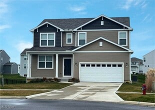 Building Photo - 63 Woodhull Cir