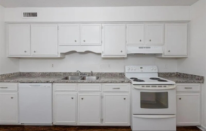 Building Photo - 1704 12th Pl S