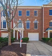 Building Photo - 11503 Rothbury Square