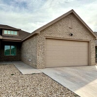 Building Photo - 5507 Kemper St