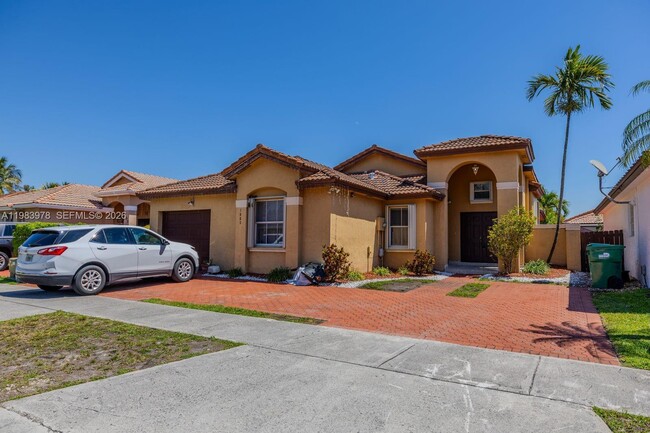 Building Photo - 1065 NW 131st Ave