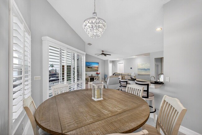 Building Photo - 8075 SE Governors Way