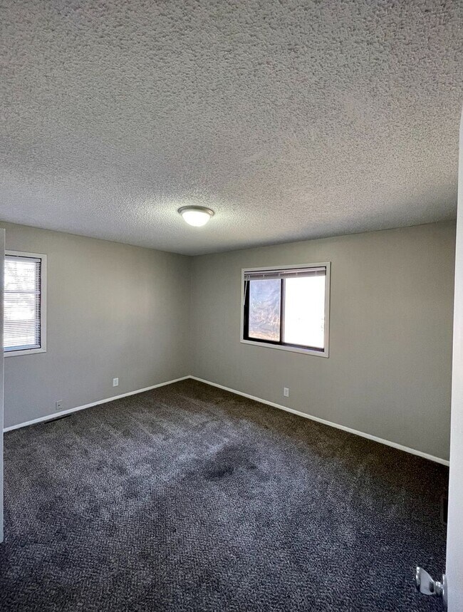 Building Photo - 2525 N Bleckley St