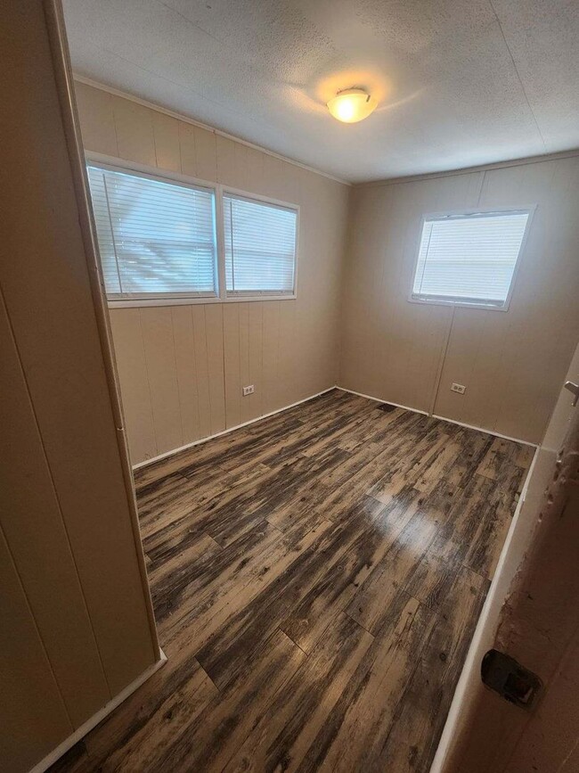 Building Photo - Two Bedroom One Bath Manufactured Home