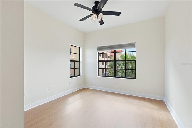 Building Photo - 7612 Lake Vista Ct
