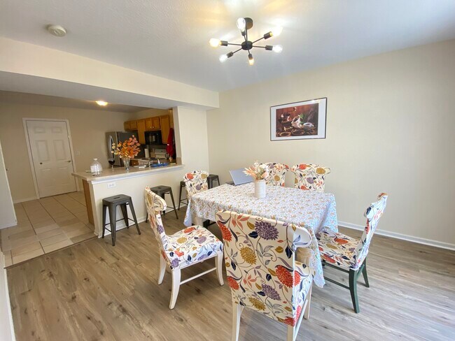 Building Photo - 1511 Legend Trail Dr