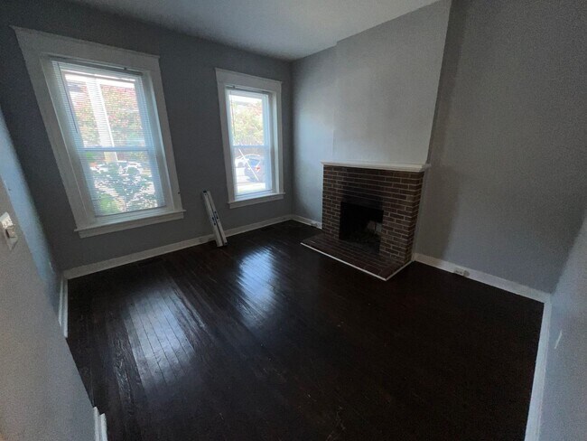 Building Photo - 2623 Floyd Ave