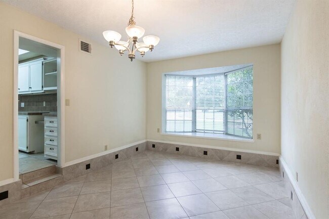 Building Photo - 17423 Baronshire Dr