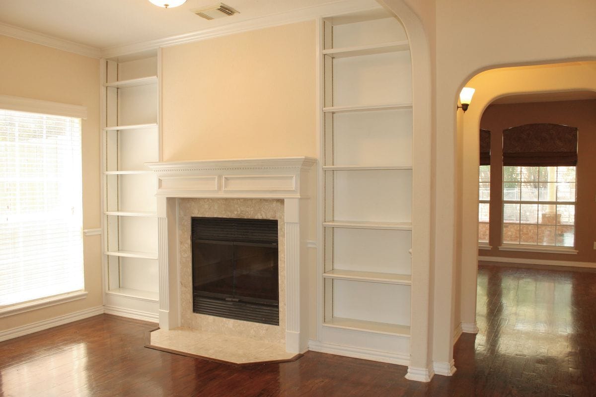 Building Photo - 2719 Hidden Lake Dr