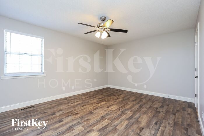 Building Photo - 214 Beard Ave