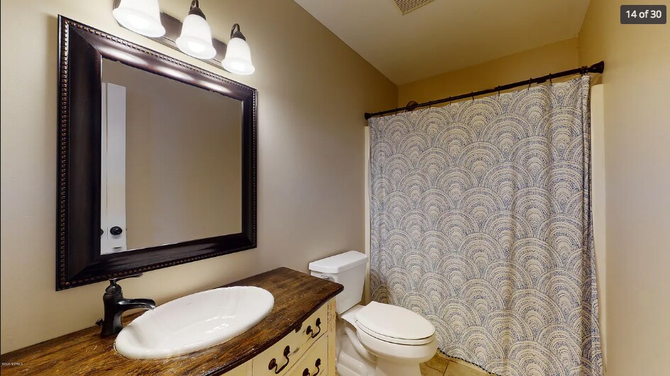 Building Photo - 966 Teakwood Dr