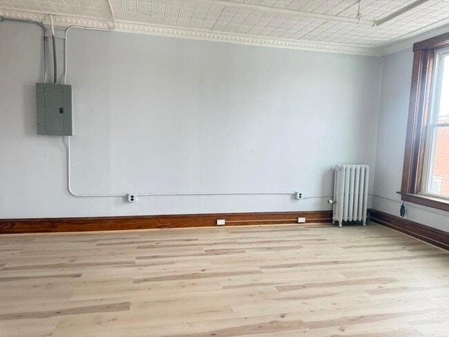 Building Photo - 41-43 Central St