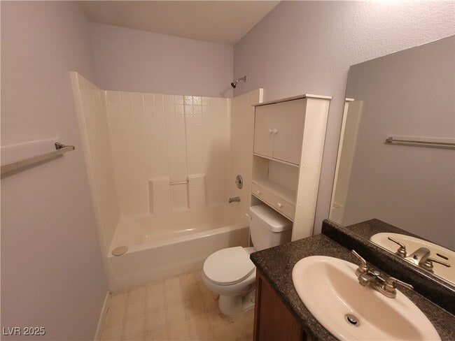 Building Photo - 5228 Mineral Lake Dr