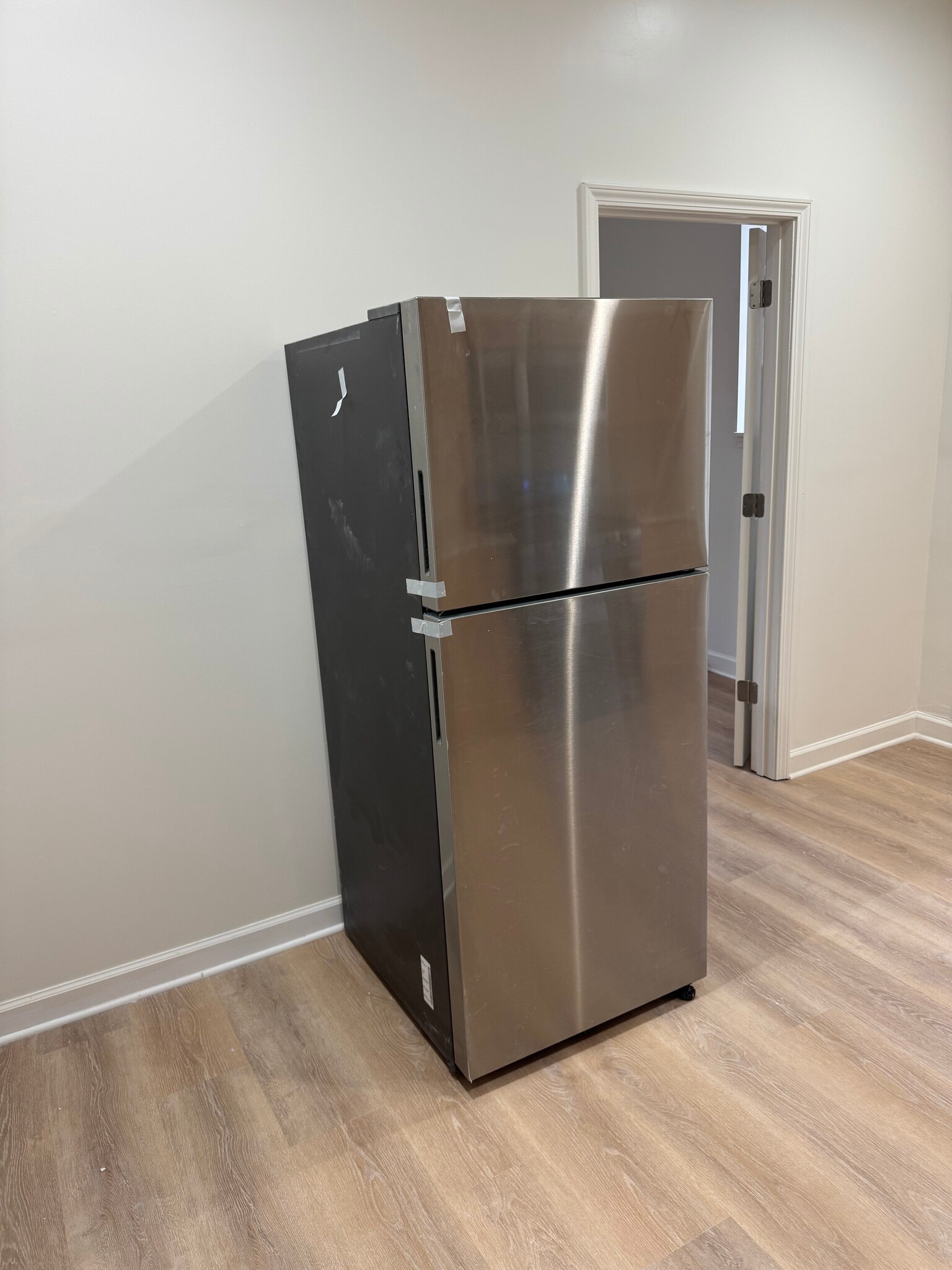 Building Photo - 3840 W Roosevelt Rd