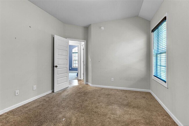 Building Photo - 816 Hedgefield Way