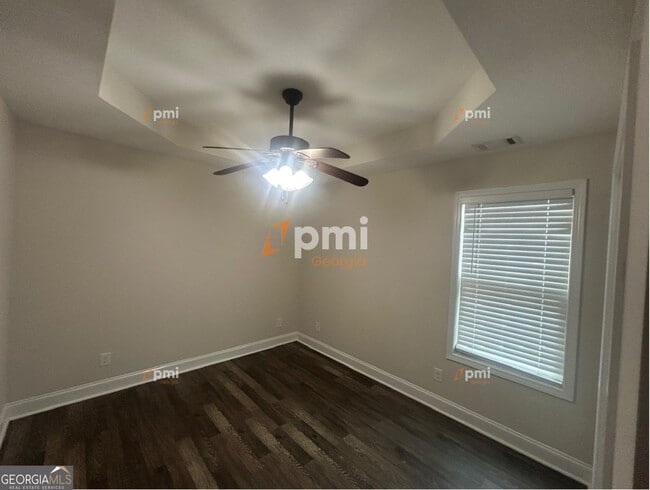 Building Photo - 209 Allington Walk