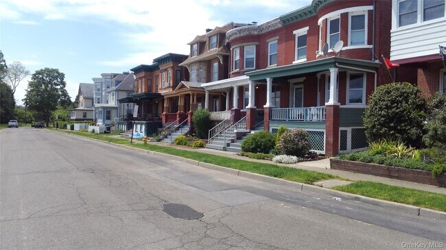 Building Photo - 33 Bay View Terrace