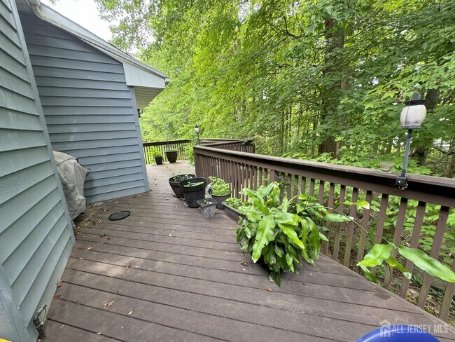 Building Photo - 36 Lavender Dr