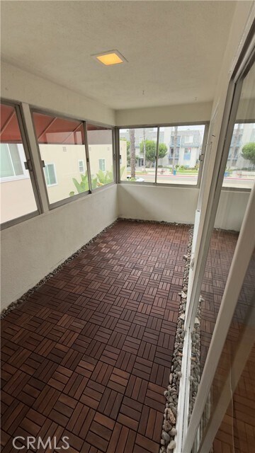 Building Photo - 1174 E Ocean Blvd