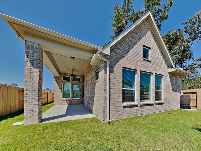 Building Photo - 15170 London Gavroche Ln