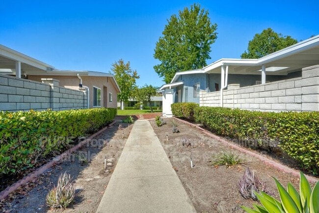 Building Photo - 3750 Mt Vernon Ave