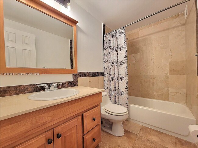 Building Photo - 3505 S Ocean Dr