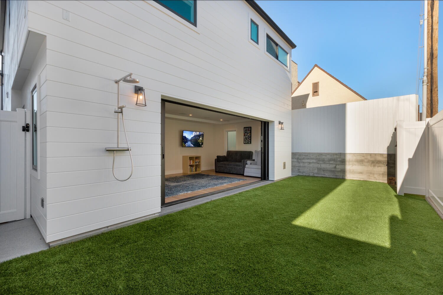 Building Photo - 248 34th St