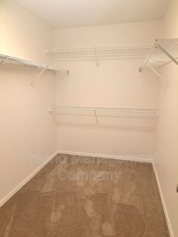 Building Photo - 7530 N Trellis Cir