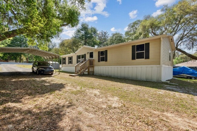 Primary Photo - 6830 Deer Springs Rd