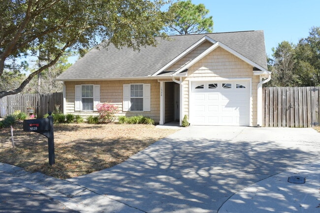 Building Photo - 1528 Wagon Ct