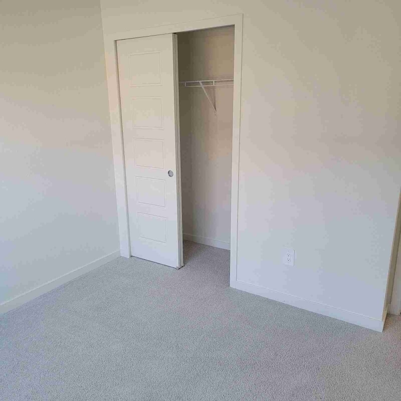 Building Photo - 323 Condor Wy