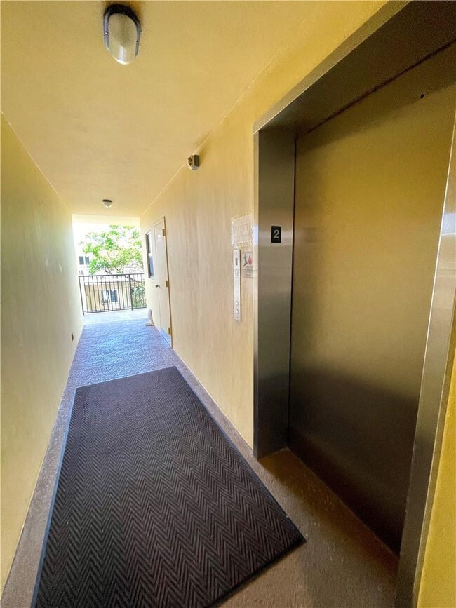 Building Photo - 801 N Ocean Blvd