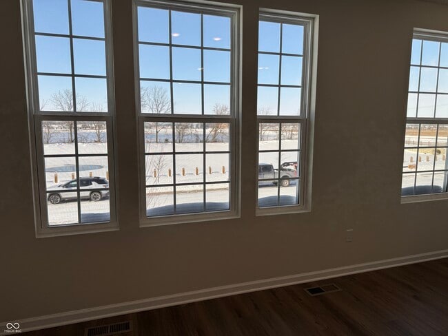 Building Photo - 14548 Elsmere Ln