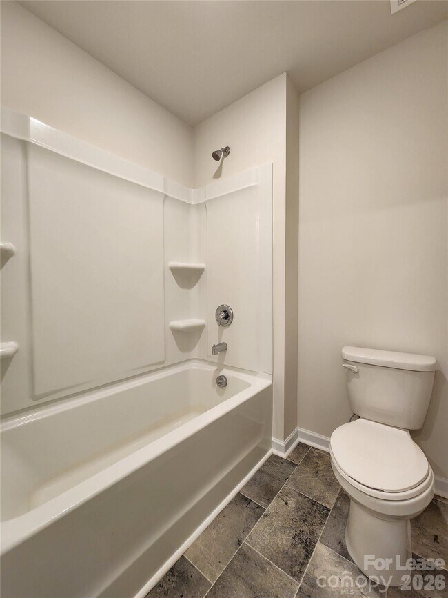 Building Photo - 125 Sycamore Xing Ct