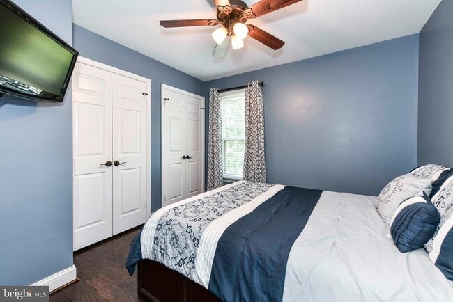 Building Photo - 6412 Gristmill Square Trce