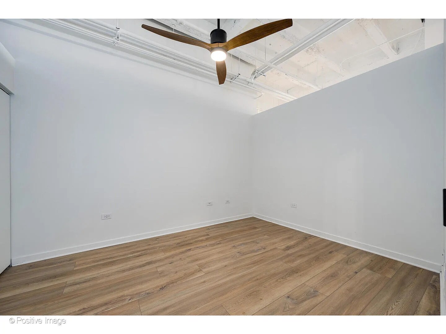 Building Photo - 20 N State St