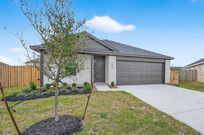 Building Photo - 216 Amy St