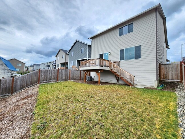Building Photo - 4 Bedroom Home in Marysville Available Now!