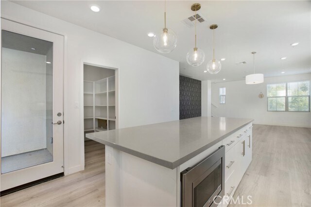 Building Photo - 148 Acamar
