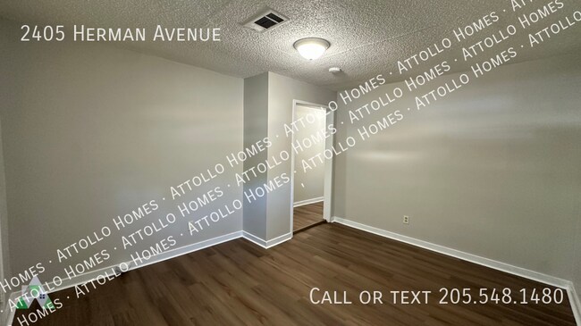 Building Photo - 2405 Herman Ave